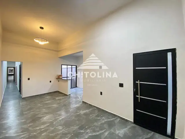 Casa à venda na Vila Vendramini, Itapetininga: 2 quartos (1 suíte)