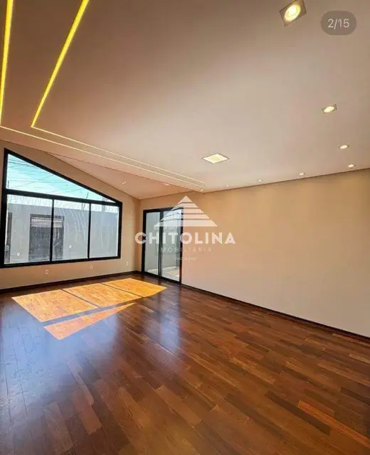 Casa à venda no Centro, Itapetininga: 3 quartos (3 suítes), 4 vagas