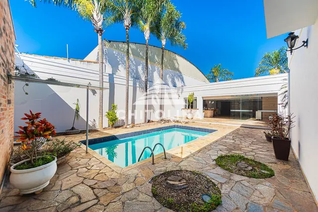 Casa à venda no Centro, Itapetininga: 3 quartos (3 suítes)