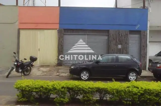 Casa à venda no Centro, Itapetininga: 4 quartos (3 suítes)