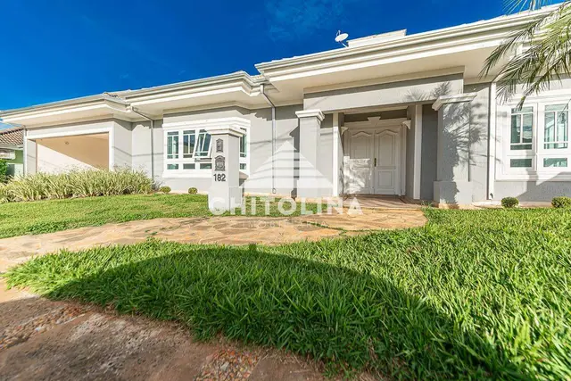 Casa à venda no OuroVille, Itapetininga: 4 quartos (2 suítes)