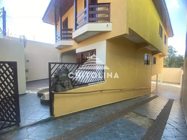 Casa à venda na Vila Nova Itapetininga: 5 quartos (2 suítes)