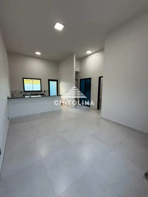 Casa à venda no Parque Itapê, Itapetininga: 3 quartos (1 suíte)