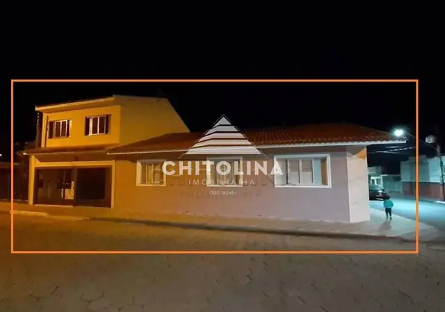 Casa à venda no Centro, Itapetininga: 3 quartos, 2 casas no lote