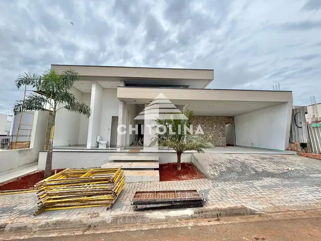 Casa à venda na Vila Popular, Itapetininga: 3 quartos (3 suítes)