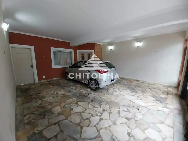 Sobrado à venda na Vila Barth, Itapetininga: 4 quartos (2 suítes)