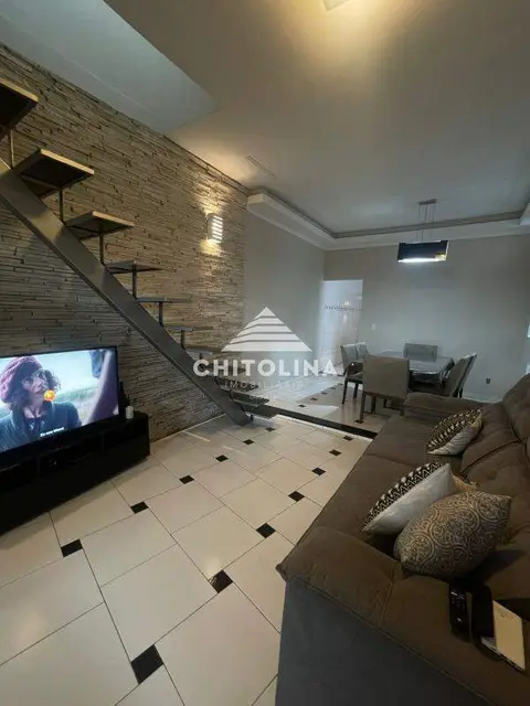 Casa à venda na Vila Carolina, Itapetininga: 3 quartos (2 suítes)