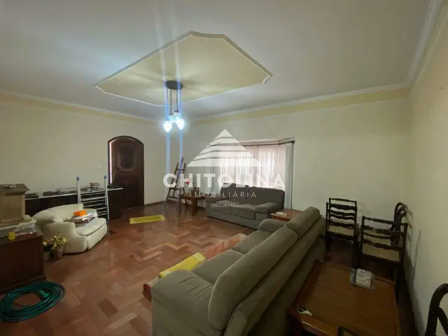 Casa à venda no Centro, Itapetininga: 4 quartos (3 suítes), 194 m²