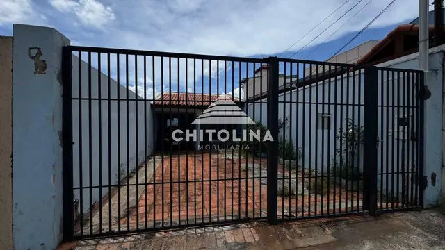 Casa à venda no Centro, Itapetininga: 2 quartos, 145 m²