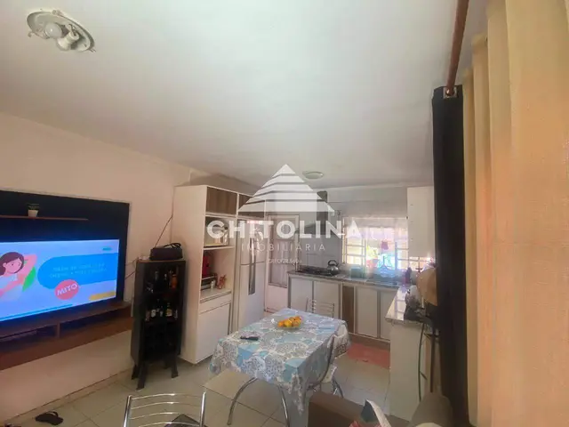 Casa à venda na Vila Piedade, Itapetininga/SP: 2 quartos, 2 vagas