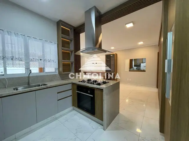 Casa para alugar na Vila Rosa, Itapetininga: 3 quartos (1 suíte)
