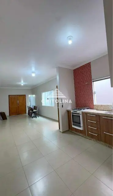 Casa à venda, 3 quartos, 2 suítes, 2 vagas, Vila Carolina - Itapetininga/SP