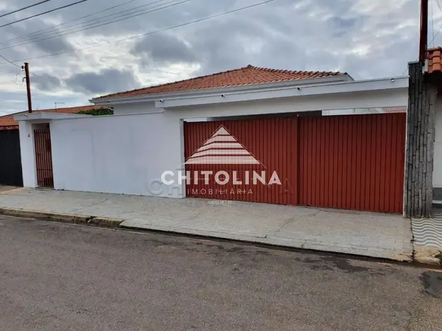 Casa à venda na Vila Oliveira, Itapetininga: 3 quartos (1 suíte)