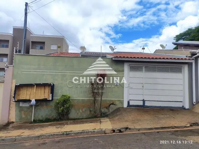 Casa à venda na Vila La Brunetti, Itapetininga: 2 quartos, 4 vagas