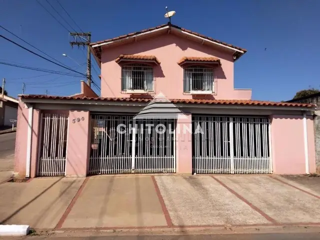 Sobrado à venda no Jardim Fogaça, Itapetininga: 3 quartos (1 suíte)