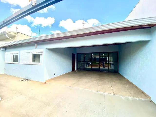 Sobrado à venda no Centro, Itapetininga: 4 quartos (4 suítes), 334 m²