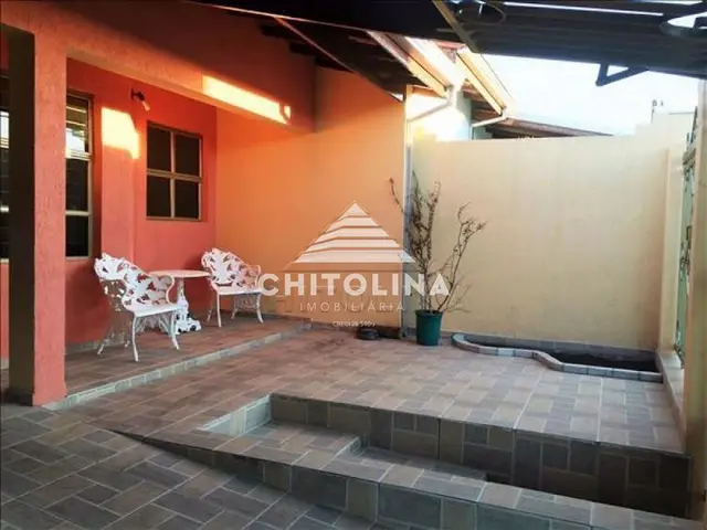 Casa à venda no Jardim Shangri-lá, Itapetininga: 2 quartos (1 suíte)