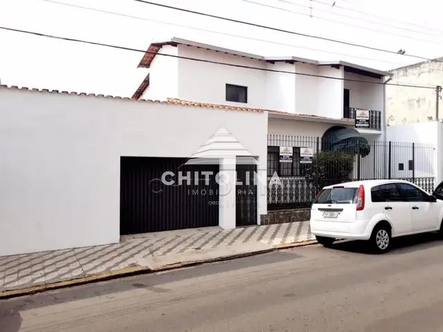 Sobrado à venda no Centro, Itapetininga: 5 quartos (1 suíte), 297 m²