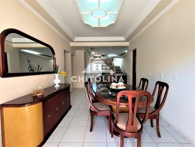 Sobrado à venda no Jardim Itália, Itapetininga: 3 quartos (1 suíte)