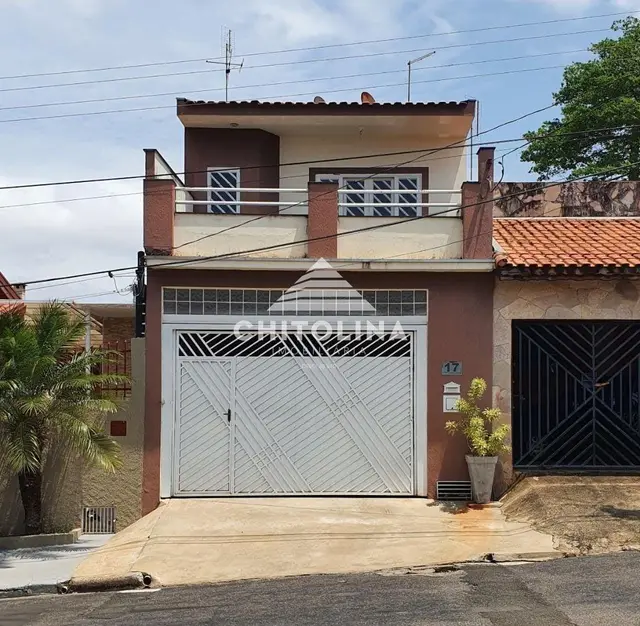 Sobrado à venda na Vila Monteiro, Itapetininga: 3 quartos (1 suíte)