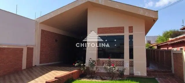 Casa à venda no Centro, Itapetininga: 4 quartos (1 suíte), piscina