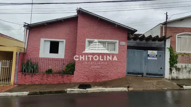 Casa à venda no Centro, Itapetininga: 2 quartos, 117 m², barracão