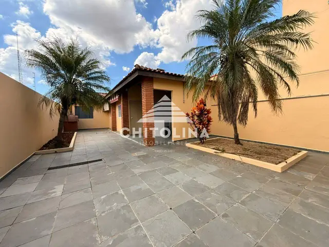 Casa à venda no Centro, Itapetininga: 3 quartos (1 suíte)