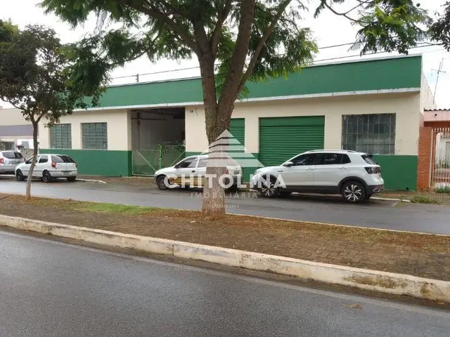Barracão à venda no Centro, Itapetininga: 2 barracões, 761 m²