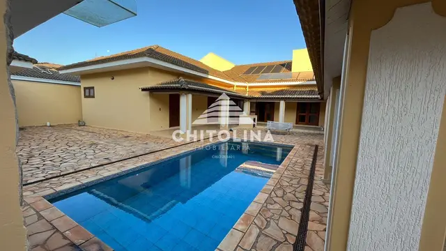 Casa à venda no OuroVille, Itapetininga: 4 quartos (3 suítes)
