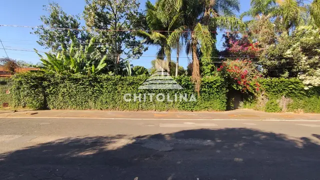 Casa à venda na Vila Nastri, Itapetininga: 3 quartos, 12 vagas