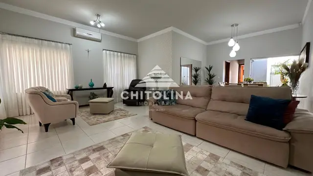 Casa à venda no Centro, Itapetininga: 3 quartos (1 suíte), 252 m²