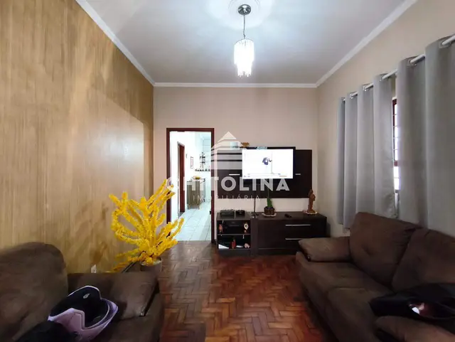 Casa à venda na Vila Reis, Itapetininga: 3 quartos, 125 m², esquina