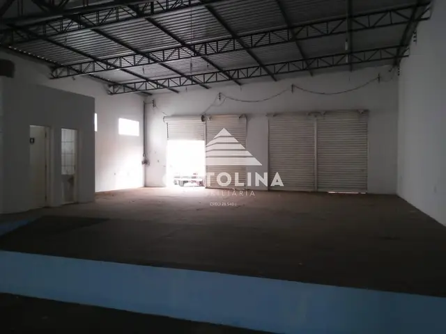 Barracão à venda na Vila Camarão, Itapetininga: 450 m², 4 banheiros