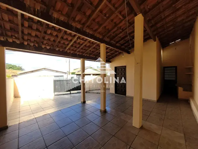 Casa à venda na Vila Hungria, Itapetininga: 2 quartos, 2 vagas