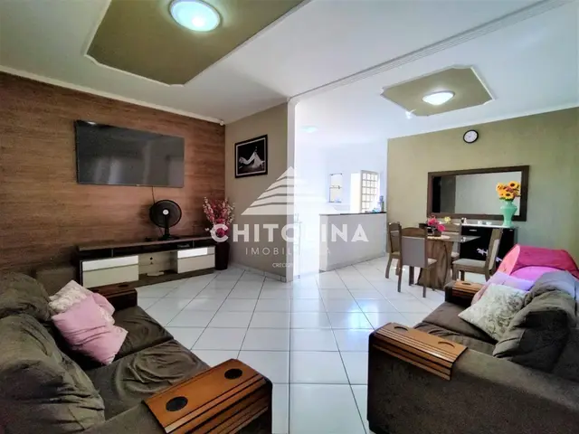 Casa à venda na Vila Santana, Itapetininga: 3 quartos (1 suíte)