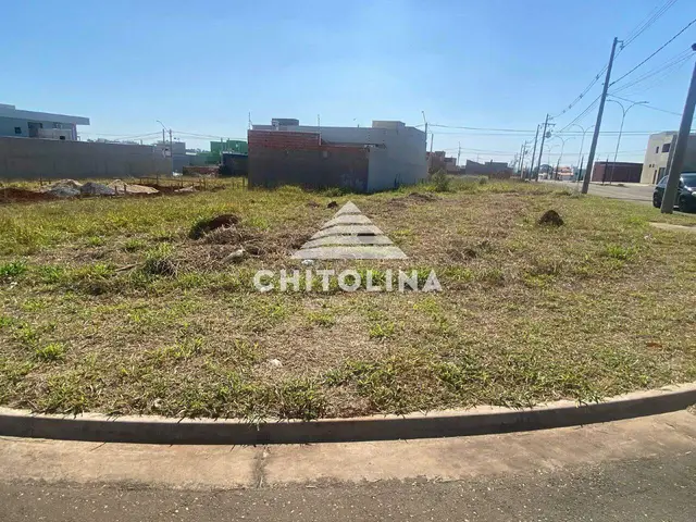 Terreno à venda no Villaggio di Capri, Itapetininga: esquina