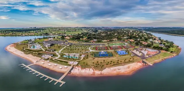 Terreno à venda, 432 m² por R$ 100.000,00 - Riviera de Santa Cristina XIII - Paranapanema/SP