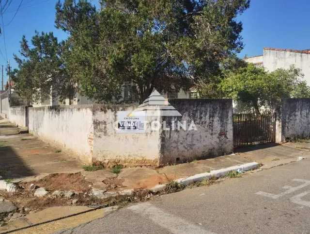 Terreno à venda na Vila Reis, Itapetininga: 150 m², esquina
