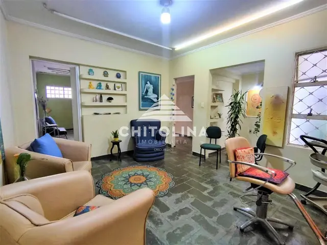 Casa à venda no Jardim Itália, Itapetininga: 2 quartos, 1 vaga