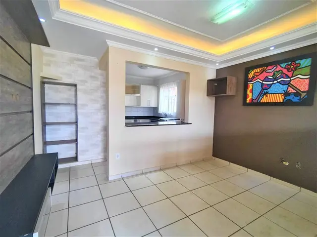 Casa à venda na Vila Prado, Itapetininga: 2 quartos, 2 vagas