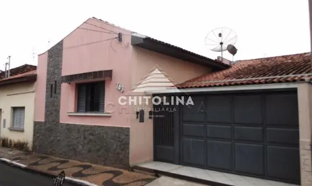 Casa à venda no Centro, Itapetininga: 3 quartos (1 suíte), 240 m²