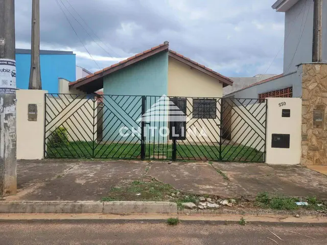 Casa para alugar no Cambuí, Itapetininga: 2 quartos, 2 vagas