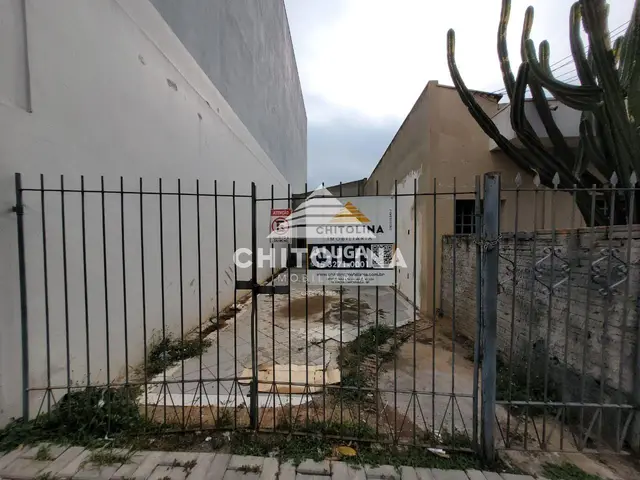 Casa comercial para alugar no Centro, Itapetininga: 2 salas, 2 vagas