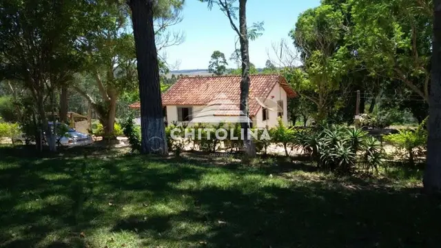 Sítio com 3 dormitórios à venda, 108900 m² por R$ 1.170.000,00 - Centro - Capão Bonito/SP