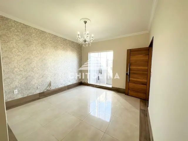 Casa à venda no Jardim Itália, Itapetininga: 3 quartos (1 suíte)
