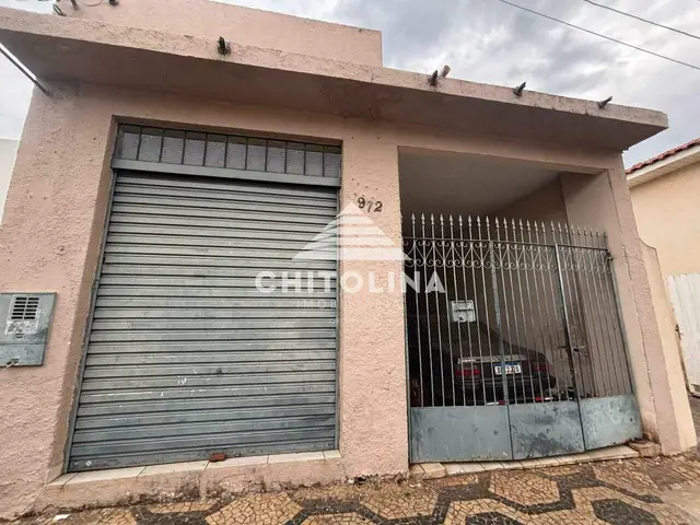 Casa à venda no Centro, Itapetininga: 3 quartos (1 suíte), 2 vagas