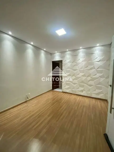 Casa à venda na Vila Carolina, Itapetininga: 2 quartos (1 suíte)