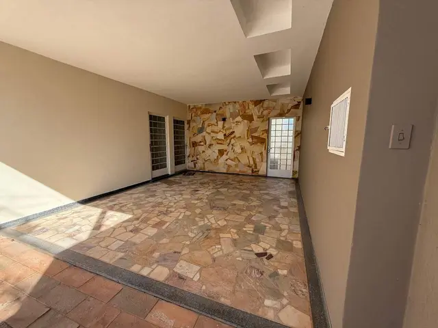 Casa comercial à venda na Vila Rosa, Itapetininga: 3 quartos (1 suíte)
