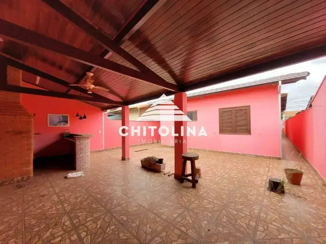 Casa à venda no Jardim Shangrilá, Itapetininga: 3 quartos (2 suítes)