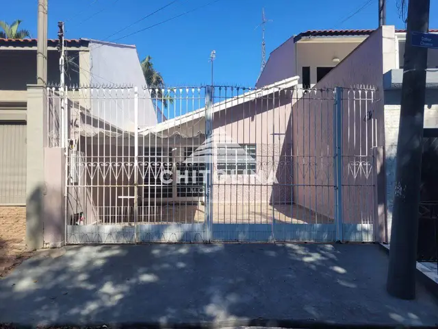 Casa para alugar na Vila Deyse, Itapetininga: 4 quartos, 2 vagas